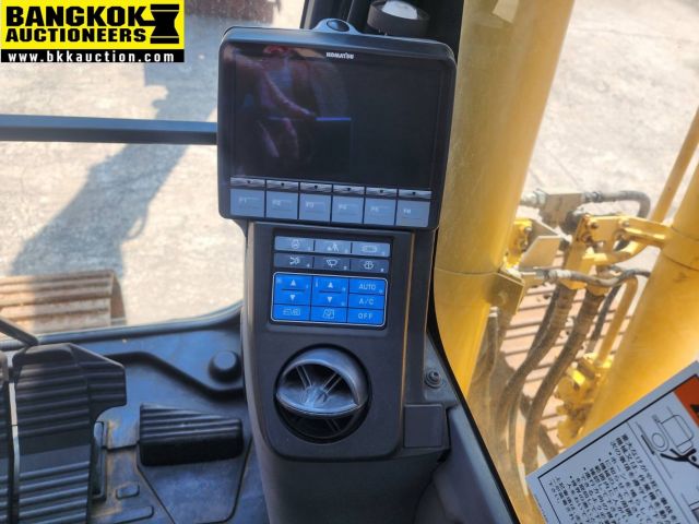 ขายรถขุดไฮโดรลิค KOMATSU PC120-8 ปี 2012 นำเข้าจากญี่ปุ่น