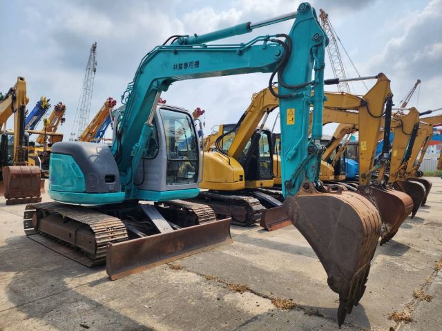 ขายรถขุดเล็ก KOBELCO SK60SR มาพร้อมผานดันหน้ากับไลน์กระแทก