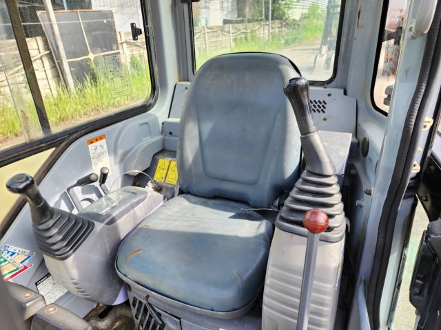 ขายรถขุดขนาด 3 ตัน KOMATSU PC30MR-1 เก๋งตู้ เนื้อดี พิมพ์นิยม นำเข้าจากญี่ปุ่น