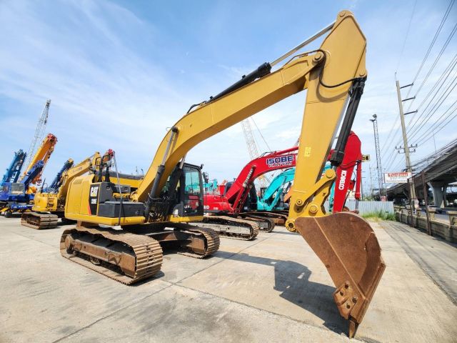 ขายรถขุด CAT 320E-2 ปี 2016 รุ่นพิเศษ เหมาะกับงานหนัก งานหิน ใช้งานแค่ 4,xxx ชม.