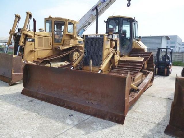 ขายรถแทรคเตอร์ CAT D6M-5NR00351