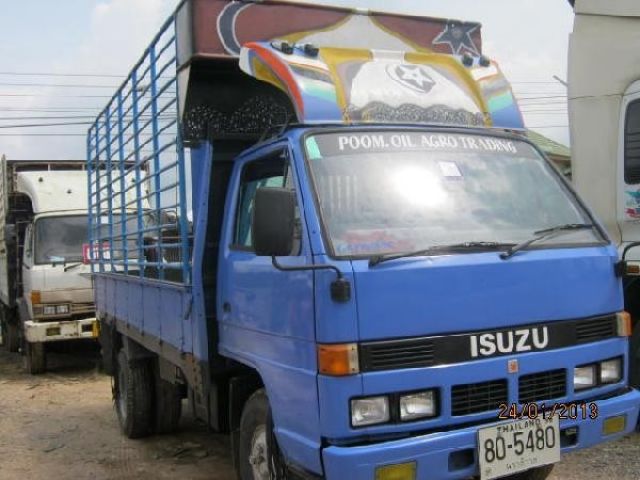 ขายรถบรรทุกหกล้อ ISUZU 110 HP