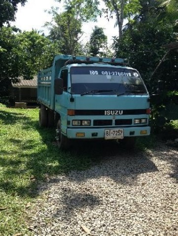 ขายรถบรรทุกหกล้อ ISUZU NPR 110 HP