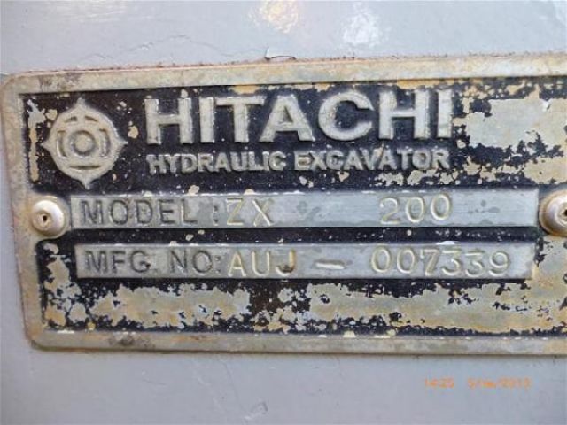 ขายรถแบคโฮ HITACHI ZX200 AUJ-007339