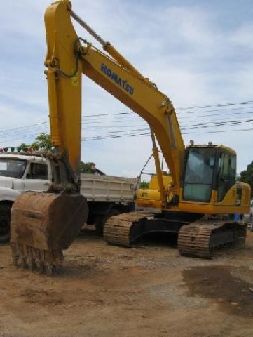 ขายรถแบคโฮ KOMATSU PC200-7