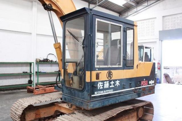 ขายรถแบคโค KOMATSU PC60-3