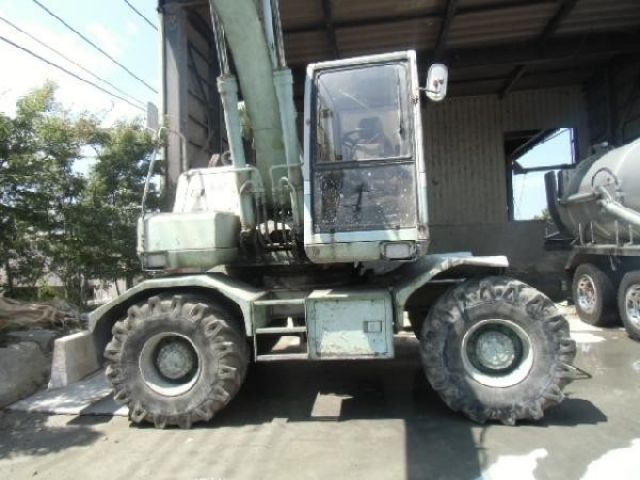 ขายรถแบคโฮล้อยาง KOBELCO SK100W-1 YE-01255 1990yr