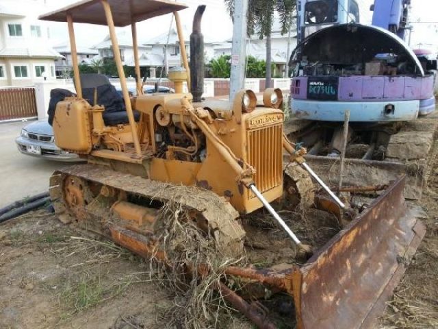 ขายรถแทรคเตอร์ KOMATSU D21-3