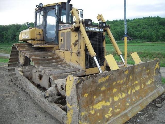 ขายรถแทรคเตอร์ CAT D6H 8FC00629 1988Y