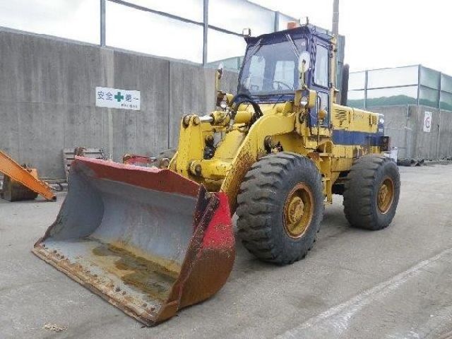 ขายรถตักล้อยาง “KOMATSU” 530B-50130