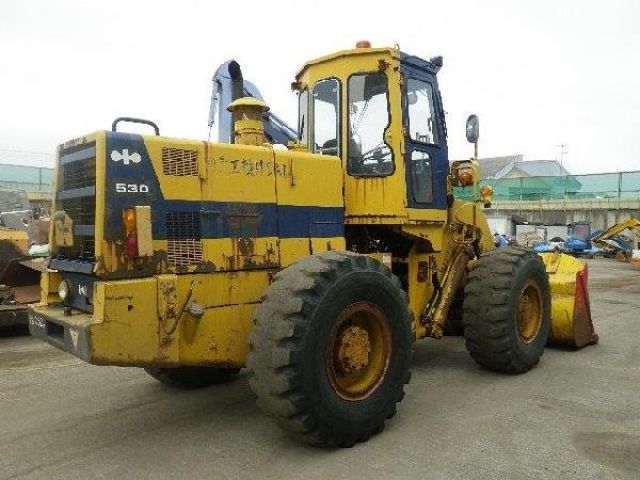 ขายรถตักล้อยาง “KOMATSU” 530B-50130