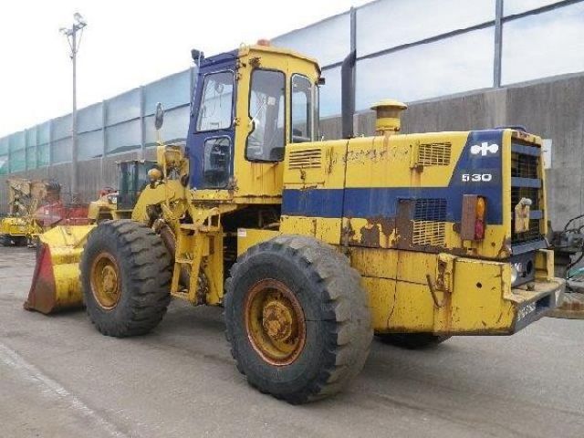 ขายรถตักล้อยาง “KOMATSU” 530B-50130