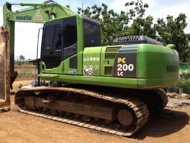 ขายรถแบคโฮ KOMATSU PC200LC-8N1 310275