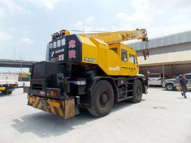 ขายรถเครน TADANO TR250M-5-FB1107