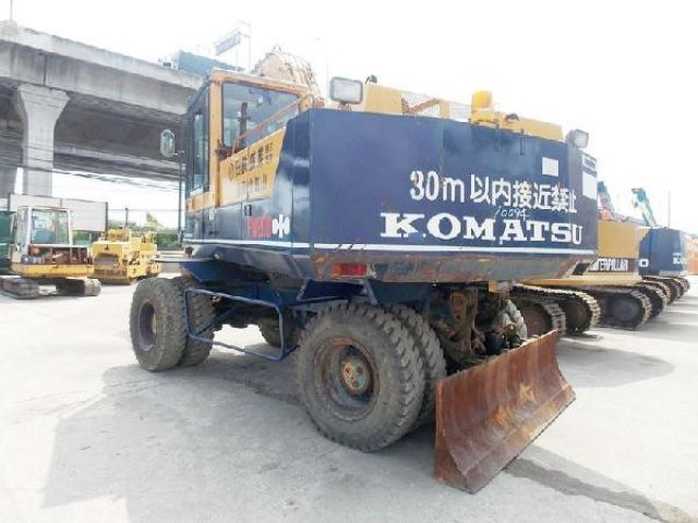 ขายรถแบคโฮล้อยาง KOMATSU PW200-1-10094