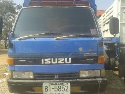 ขาย 6 ล้อดั้ม ISUZU 100 แรง เครื่องดี แซสซีสวยมาก สวยตลอดเส้น ระบบดั้มดี ดั้มยิงหน้า ดั้มยิงหน้า6 ตัน ยาง 7.59 พร้อมโอน พร้อมใช้งาน