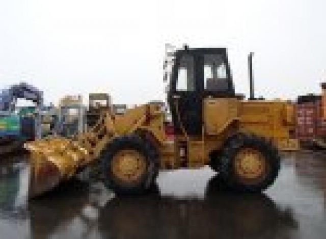 ขาย! รถตัก(ล้อยาง)นำเข้ามือสอง CATERPILLAR รุ่น 920 ปี 1981 ใช้ 2649 ชม