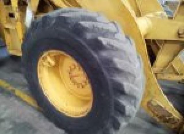 ขาย! รถตัก(ล้อยาง)นำเข้ามือสอง KOMATSU รุ่น 510 ปี 2000