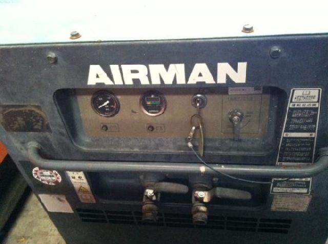 ขาย! เครื่องลม นำเข้ามือสอง AIRMAN รุ่น PDS90 เครื่อองนอกแท้ สภาพดี พรัอมใช้ มีหลายตัวให้เลือกครับ!