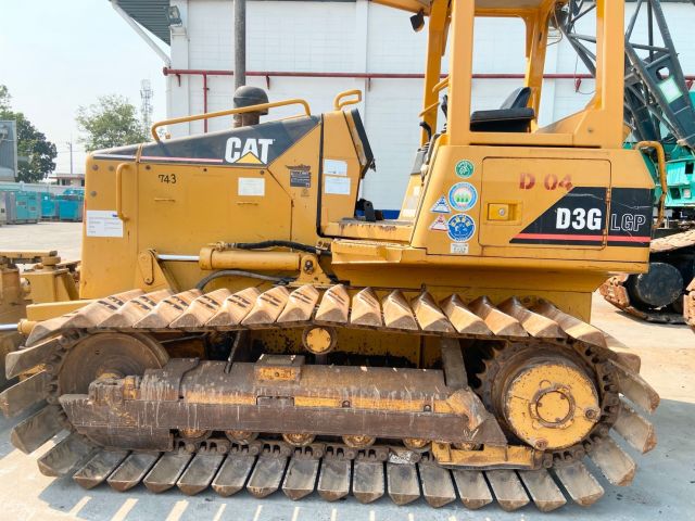 Caterpillar D3G ปี2007 นำเข้าจากญี่ปุ่น โทร. 080-6565422 (หนิง)