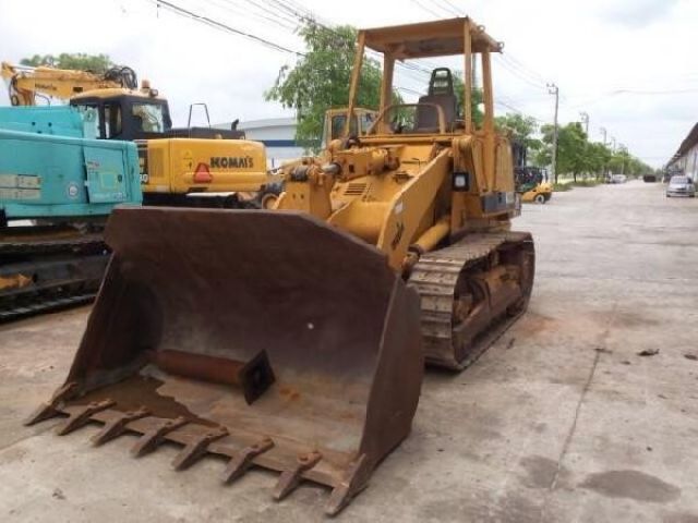 รถตักตีนตะขาบ Caterpillar 953 S/N: 77Y01004 3900ชม. นำเข้าเองจากอิตาลี สนใจโทร. 080-6565422